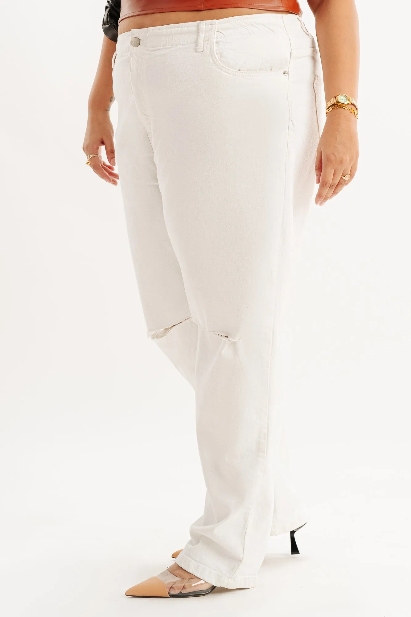 White Knee Slit Mom Jeans